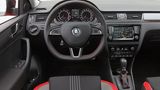 Das Cockpit ist in der gewohnten Skoda-Qualität verarbeitet