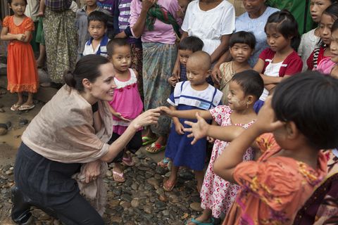Angelina Jolie besucht Flüchtlingscamp in Myanmar