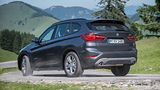 Der BMW X1 steht auch in Frankfurt.