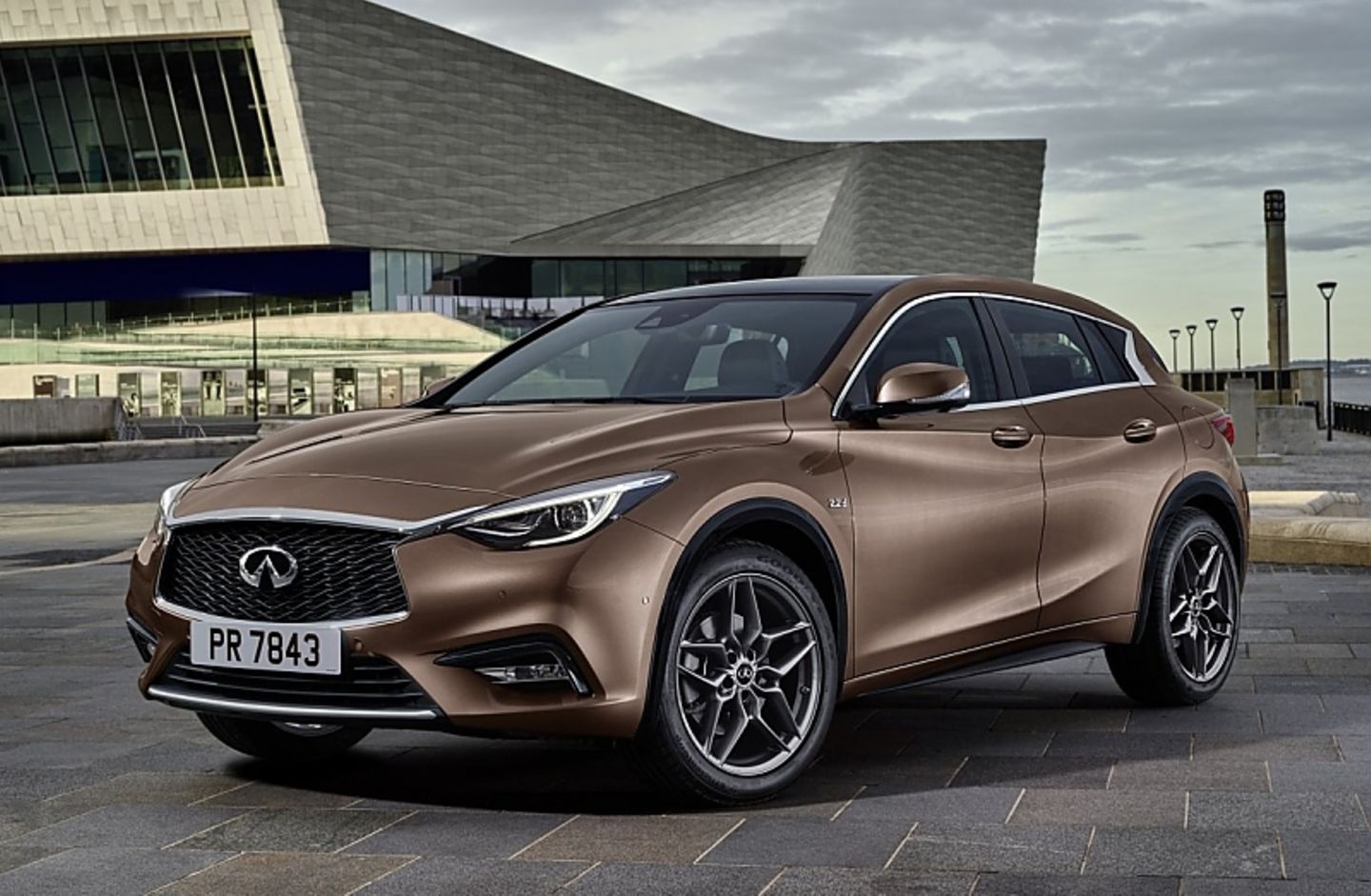 Basiert auf der Mercedes A-Klasse: Infiniti Q30.