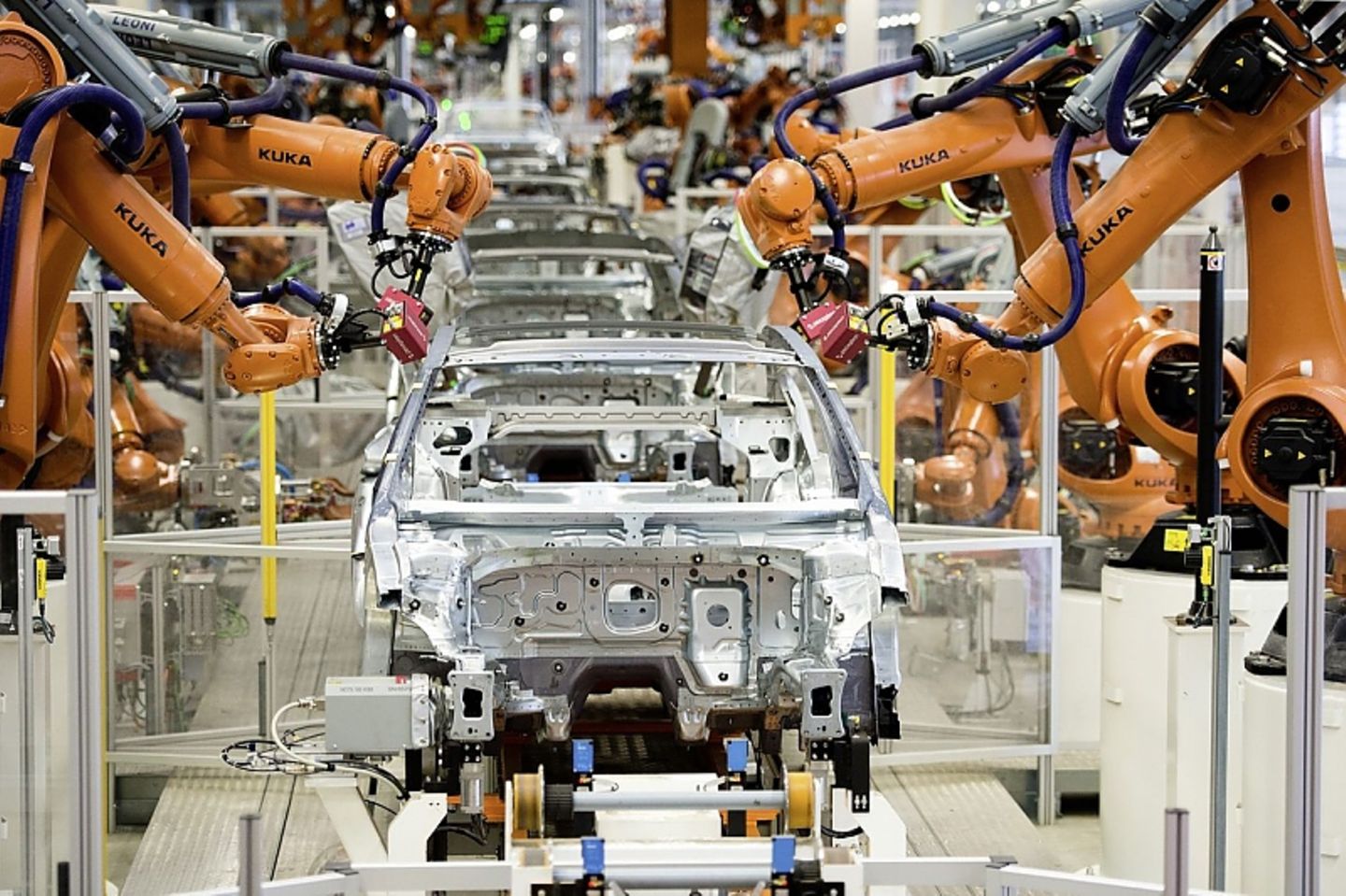 Die produktionstechnische Umsetzung des Modularen Querbaukasten (MQB) ist schwierg