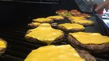 Wenn bei Style-your-Burger der Grill angeschmissen wird, läuft den Kunden das Wasser im Mund zusammen.