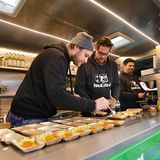 Tim Mälzer hat sich auch einen Truck bauen lassen.