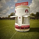 Je oller... Das Original Nürnberger Bratwurst Döslein fährt rund um und durch Nürnberg.