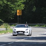 Der Allradantrieb sorgt für ein gutes Handling.