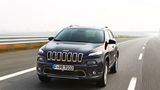 Der Jeep Cherokee 2.2 MultiJet Limited schafft den Sprint von null auf 100 km/h in 8,5 Sekunden