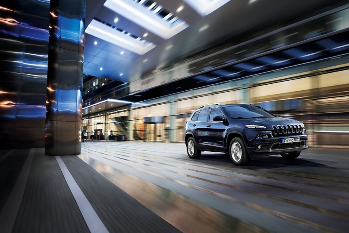 Der Jeep Cherokee 2.2 MultiJet Limited wiegt rund zwei Tonnen