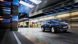 Der Jeep Cherokee 2.2 MultiJet Limited wiegt rund zwei Tonnen
