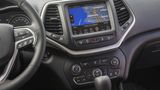 Das Infotainment-System ist nicht top-aktuell, aber man findet sich schnell zurecht