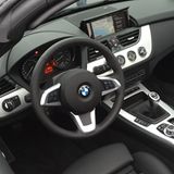 das Cockpit des BMW Z4 sDrive 20i