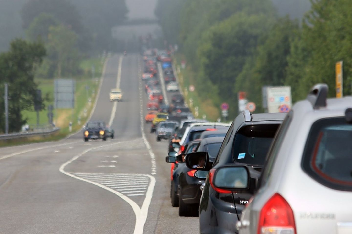 Die Infrastruktur rund um den Nürburgring kommt regelmäßig zum Erliegen.