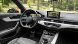 Der aufgeräumte Innenraum des Audi A4 2.0 TFSI Jahrgang 2016