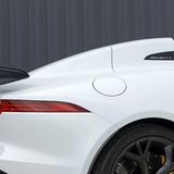 Ob sich der Brite wirklich nur mit 10,7 Litern Benzin auf 100 Kilometern zufrieden gibt...?