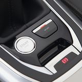 Der Sport-Schalter befindet sich in der Mittelkonsole