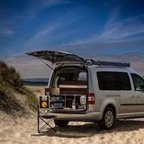 Die Campingbox von Ququq ist für nahezu jeden Hochdach-Kombi gemacht.