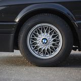 Speichenfelgen im Stil der 80er