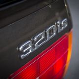 Die Typenbezeichnung des BMW 320is