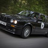 In 7,5 Sekunden erreicht der BMW 320is die 100-km/h-Marke