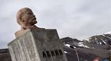 Lenin-Büste auf Sockel