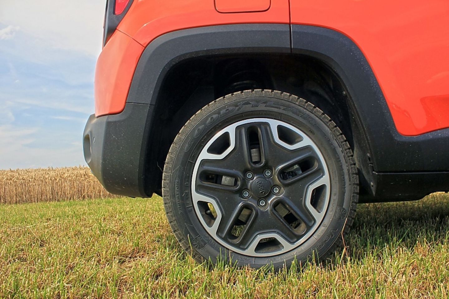 Offroadtauglichkeit ist hier auch optisch zu spüren.