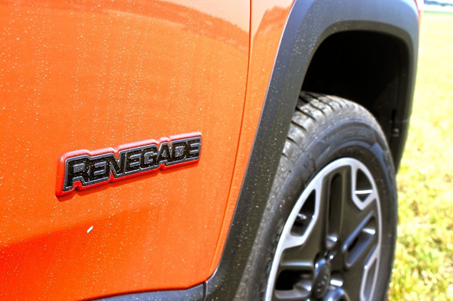 Der Jeep Renegade Trailhawk bringt 1.610 Kilogramm auf die Waage.