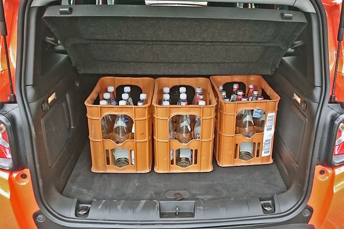 ein 351 Liter großer Kofferraum.
