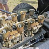 600 PS und 900 Newtonmeter ist er stark.