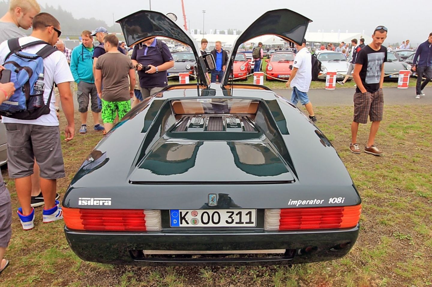 Seine Flügeltüren sind nur eine von vielen Besonderheiten.