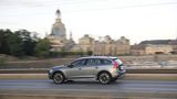 Der Volvo V60 Cross Country steht bereits beim Händler
