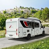 Der Ixeo it680 steht bei Bürstner auf dem Messestand.