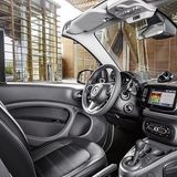 Mit MirrorLink kann das Smartphone eingebunden werden