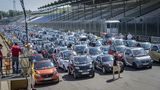 Rund 1.000 Smarts versammeln sich auf dem Hungaring