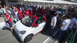 Die Smart Cabrios sind umlagert