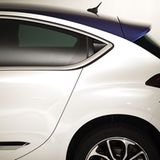 Die Griffe in den hinteren Türen sind versteckt