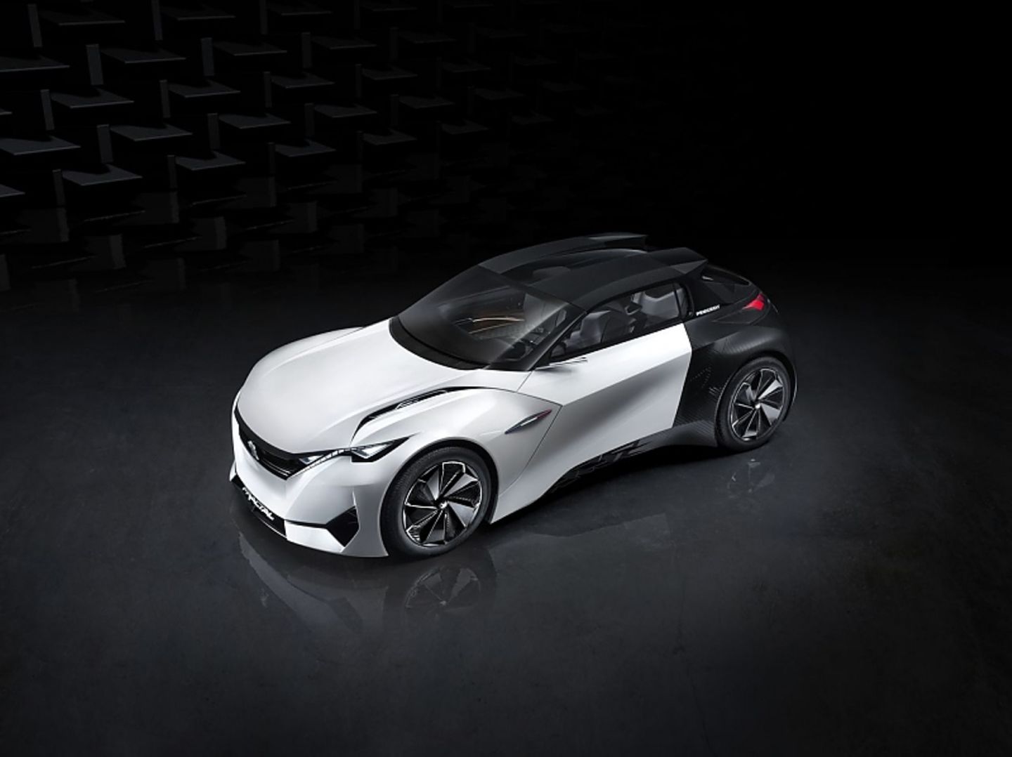 Der Peugeot Fractal ist 3,8 Meter lang