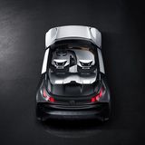 Damit die Soundfiles auch zur futuristischen Flunder passen, haben die Franzosen den brasilianischen Klangkünstler Amon Tobin en