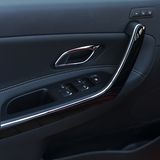 Die Bedienelemente in der Tür