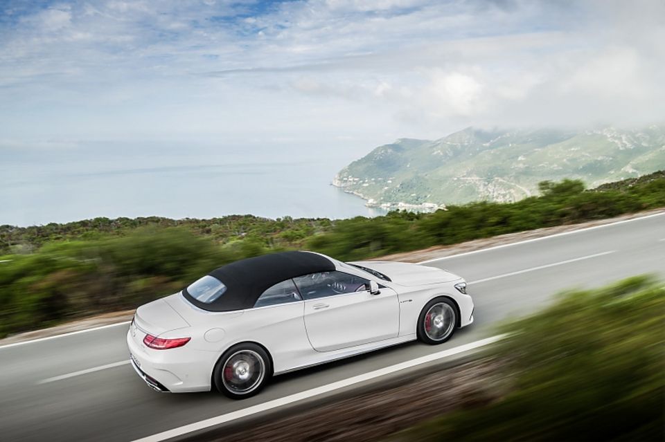 Mercedes S Klasse Cabrio 2016 - das Stoffdach öffnet und schließt innerhalb von 20 Sekunden bis Tempo 60 Mercedes S Klasse Cabrio 2016 - das Stoffdach öffnet und schließt innerhalb von 20 Sekunden bis Tempo 60