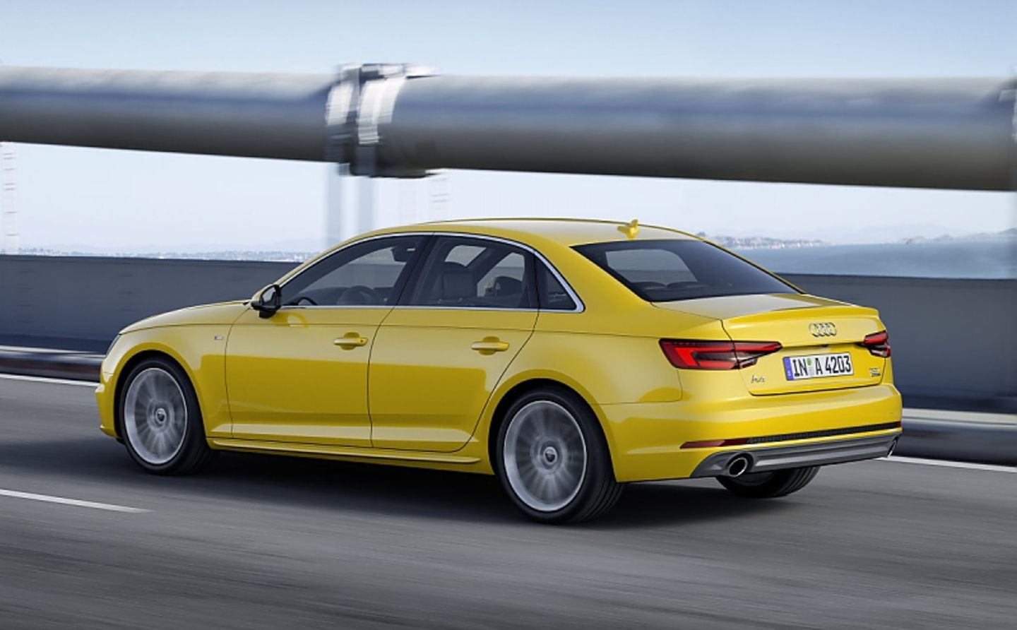 Audi A4 3.0 TDI - 4,73 Meter lang
