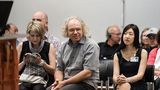 Roboter-Psychologin Martina Mara (links) und Daimler-Zukunftsforscher Alexander Mankowsky (Mitte)