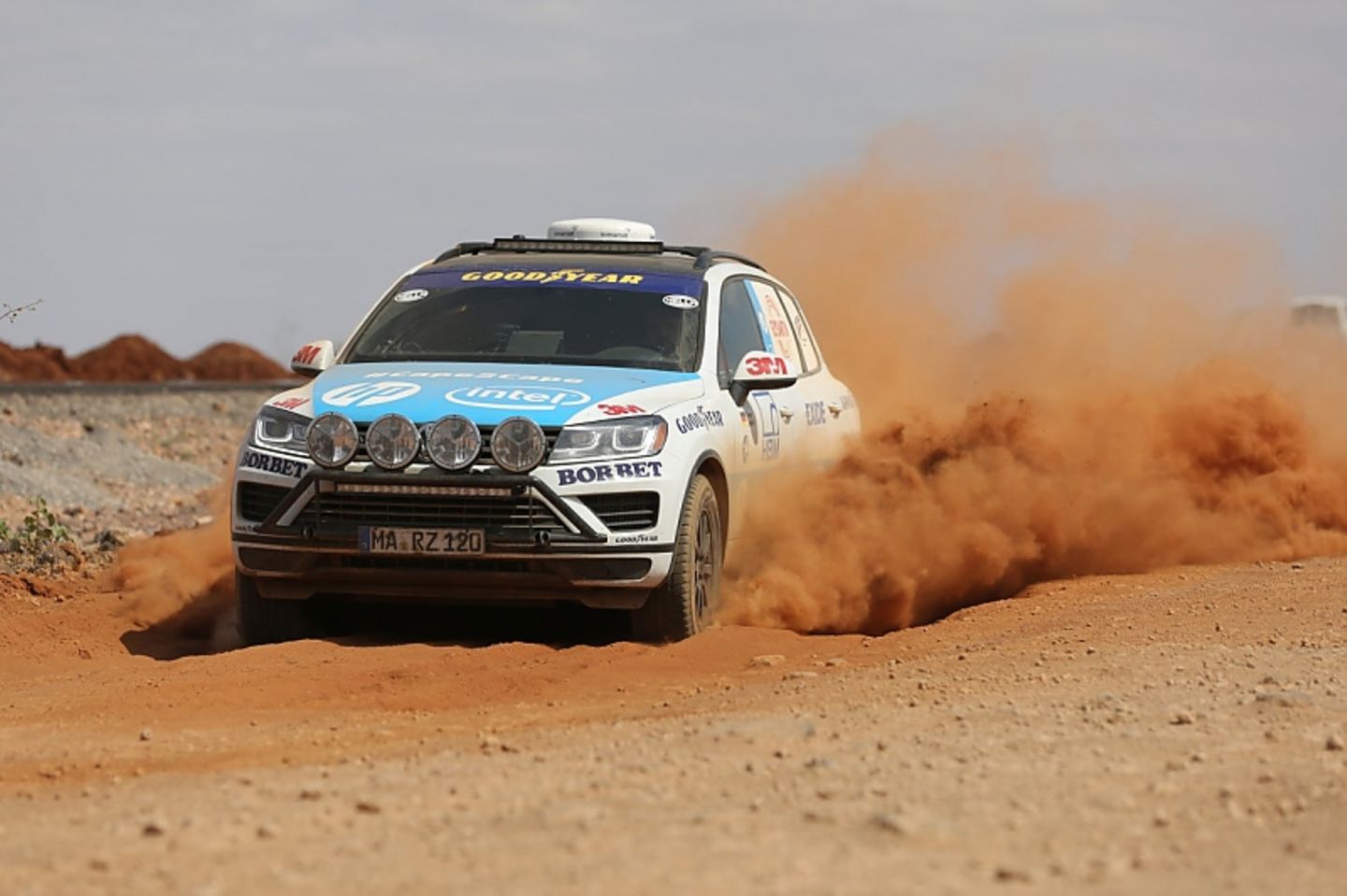 Weltrekordtour Kap zu Kap im VW Touareg 2015