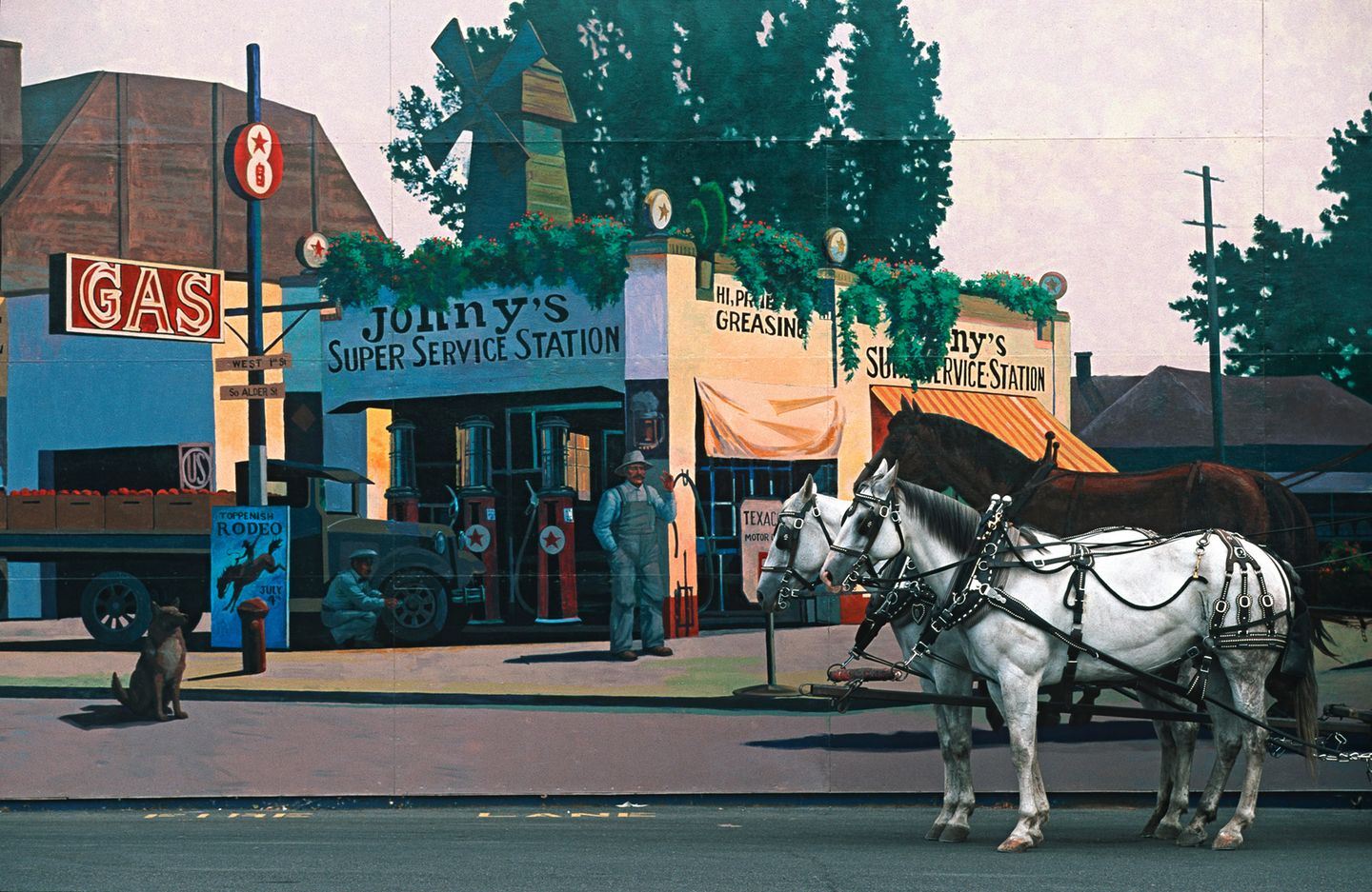 In Toppenish, Washington hat Frischmuth dieses nostalgische Wandgemälde entdeckt