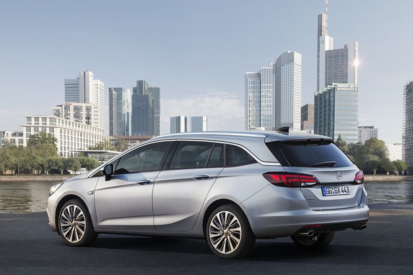 Opel Astra Sports Tourer IAA 2016