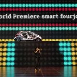 Mercedes am Vorabend der IAA 2013 in der Frankfurter Festhalle