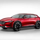 Der Mazda Koeru steht stramm da