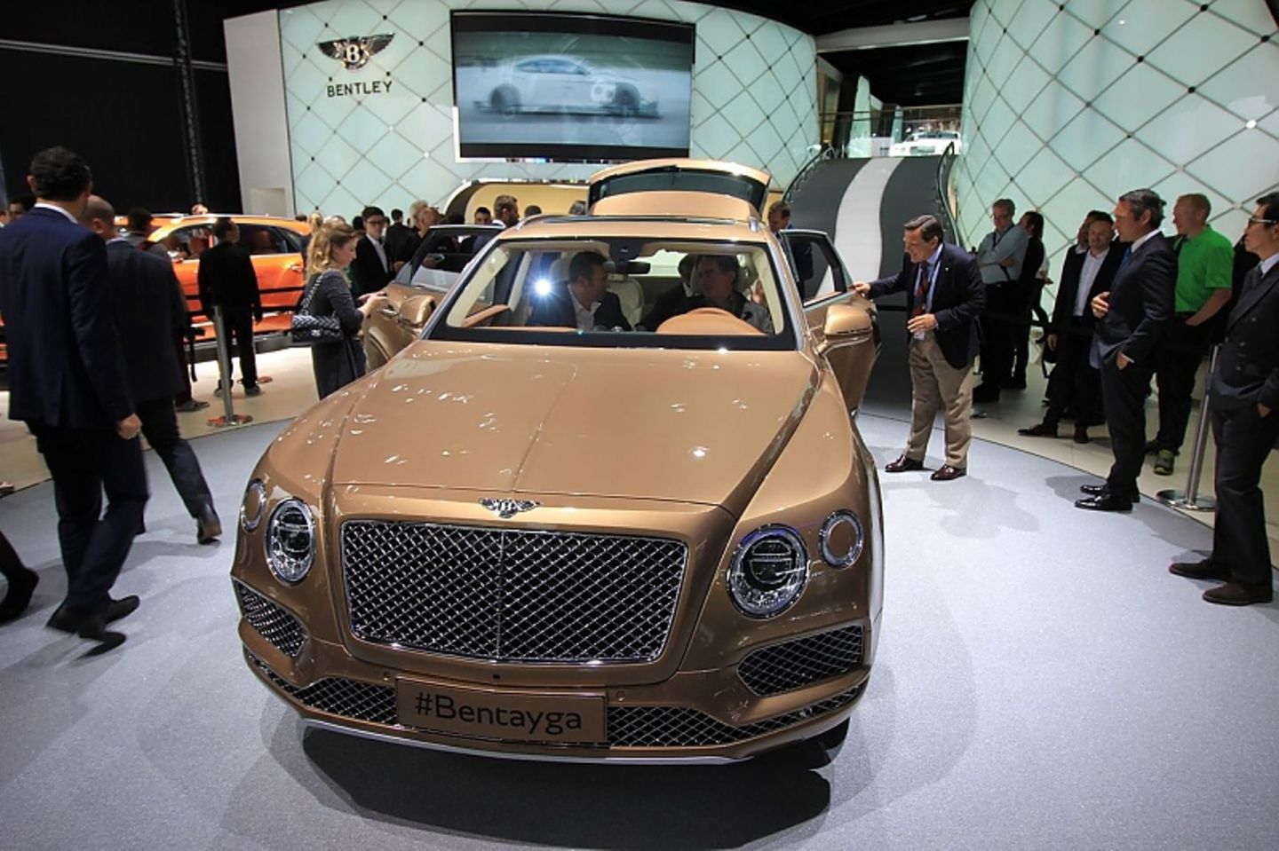 Bentley Bentayga - 608 PS und 900 Nm
