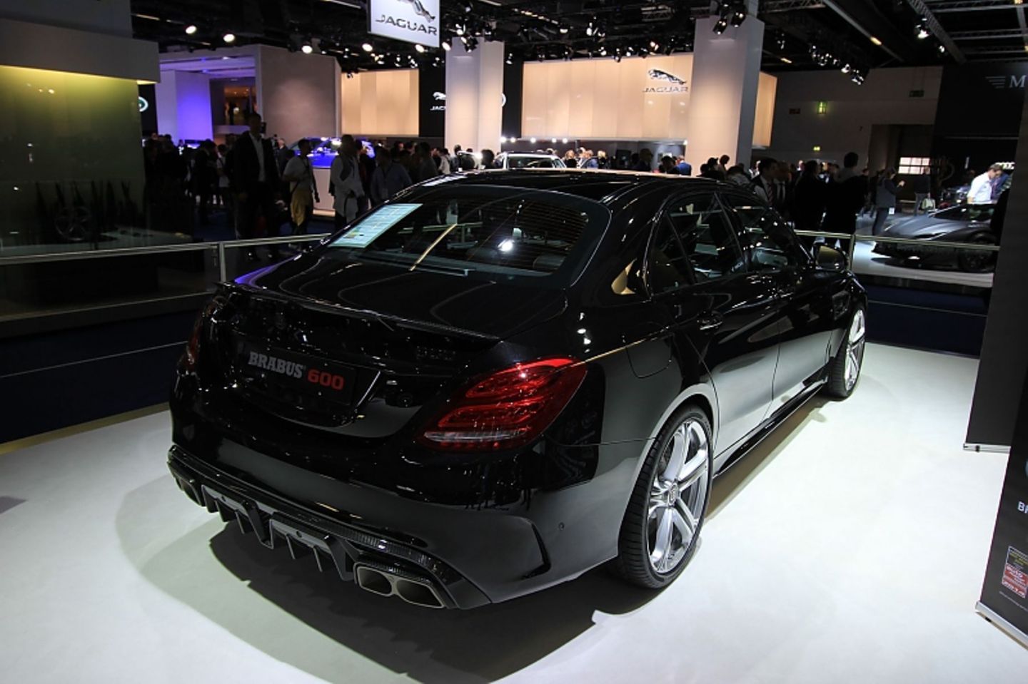 Der Brabus 600 C63 AMG hat, wie der Name bereits verrät, 600 PS.