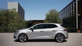Beim Infotainment bieten die Franzosen - je nach Ausstattung - einen quer eingebauten Sieben-Zoll- oder einen hochkant installie