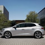 Beim Infotainment bieten die Franzosen - je nach Ausstattung - einen quer eingebauten Sieben-Zoll- oder einen hochkant installie