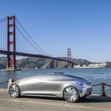 Der Mercedes F 015 Luxury in Motion sieht auch von außen futuristisch aus